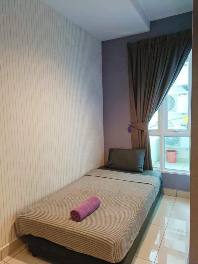 Mansion One Seaview Luxury 2 Bedroom Gurney Gleneagles * George Town